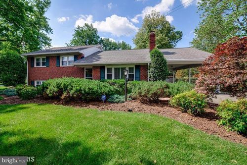 1415 Mayflower Dr, MCLEAN, VA, 22101-5615 | Card Image
