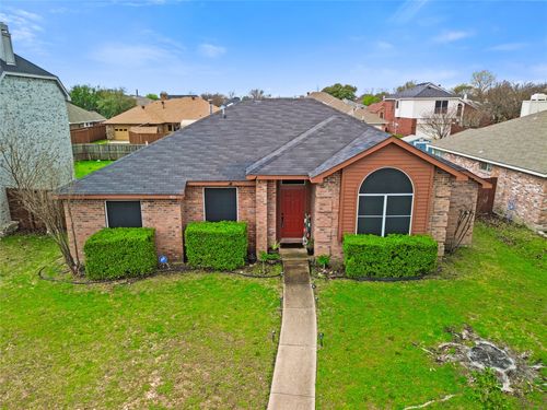 806 Bray St, Cedar Hill, TX, 75104-6016 | Card Image