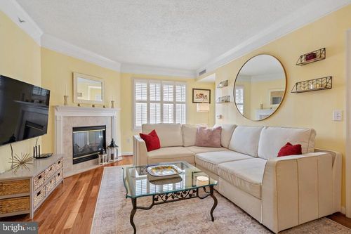 apt-509-901 N Monroe St, ARLINGTON, VA, 22201-2355 | Card Image