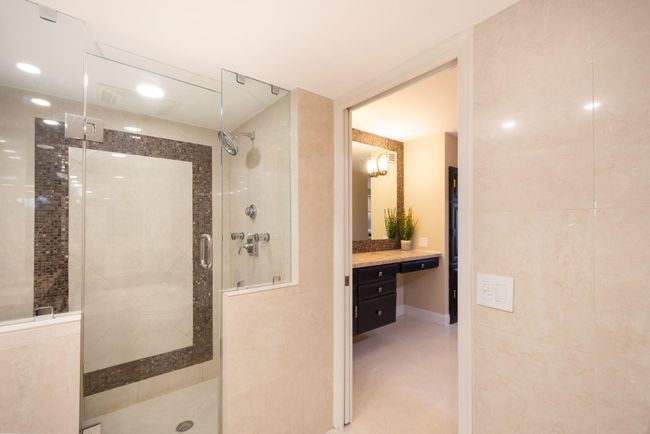 APT-511 - 4900 N Ocean Blvd, Condo with 2 bedrooms, 2 bathrooms and null parking in Lauderdale By The Sea FL | Image 16