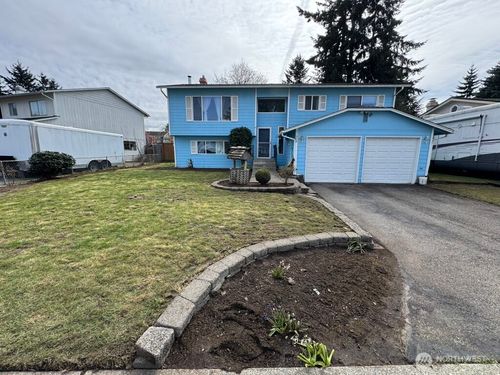 11909 Se 210th Place, Kent, WA, 98031 | Card Image