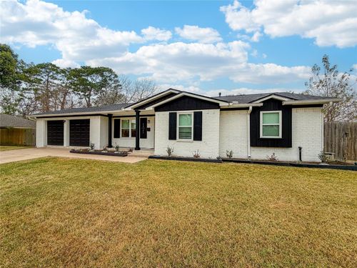 6811 Heron Dr, Houston, TX, 77087-6619 | Card Image