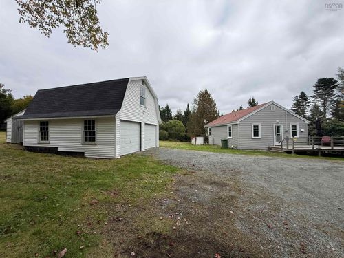 7318 7 Highway, Musquodoboit Harbour, NS, B0J2L0 | Card Image