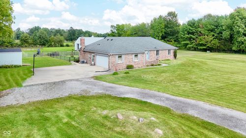 2820 State Road 38 E, Westfield, IN, 46074-9690 | Card Image