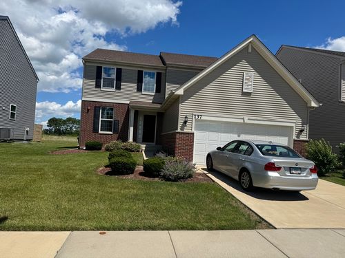 137 Lawrence Ln, Matteson, IL, 60443-2938 | Card Image