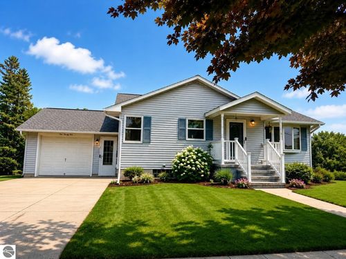 121 E Blair St, Alpena, MI, 49707-3634 | Card Image