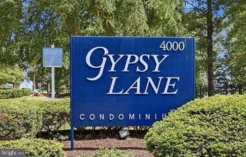 245b2-4000 Gypsy Ln, PHILADELPHIA, PA, 19129-5460 | Card Image