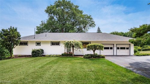 700 Downard Rd, Zanesville, OH, 43701-5146 | Card Image