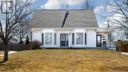 6 Shell Crt, Charlottetown, PE, C1A2Z8 | Card Image