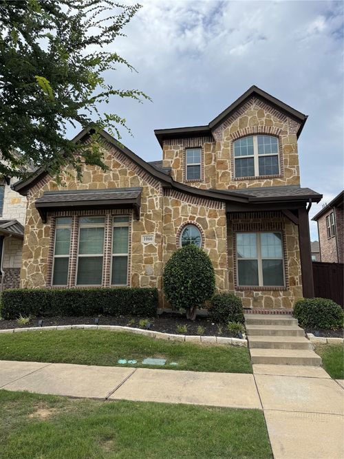 1066 James Ct, Allen, TX, 75013-6497 | Card Image