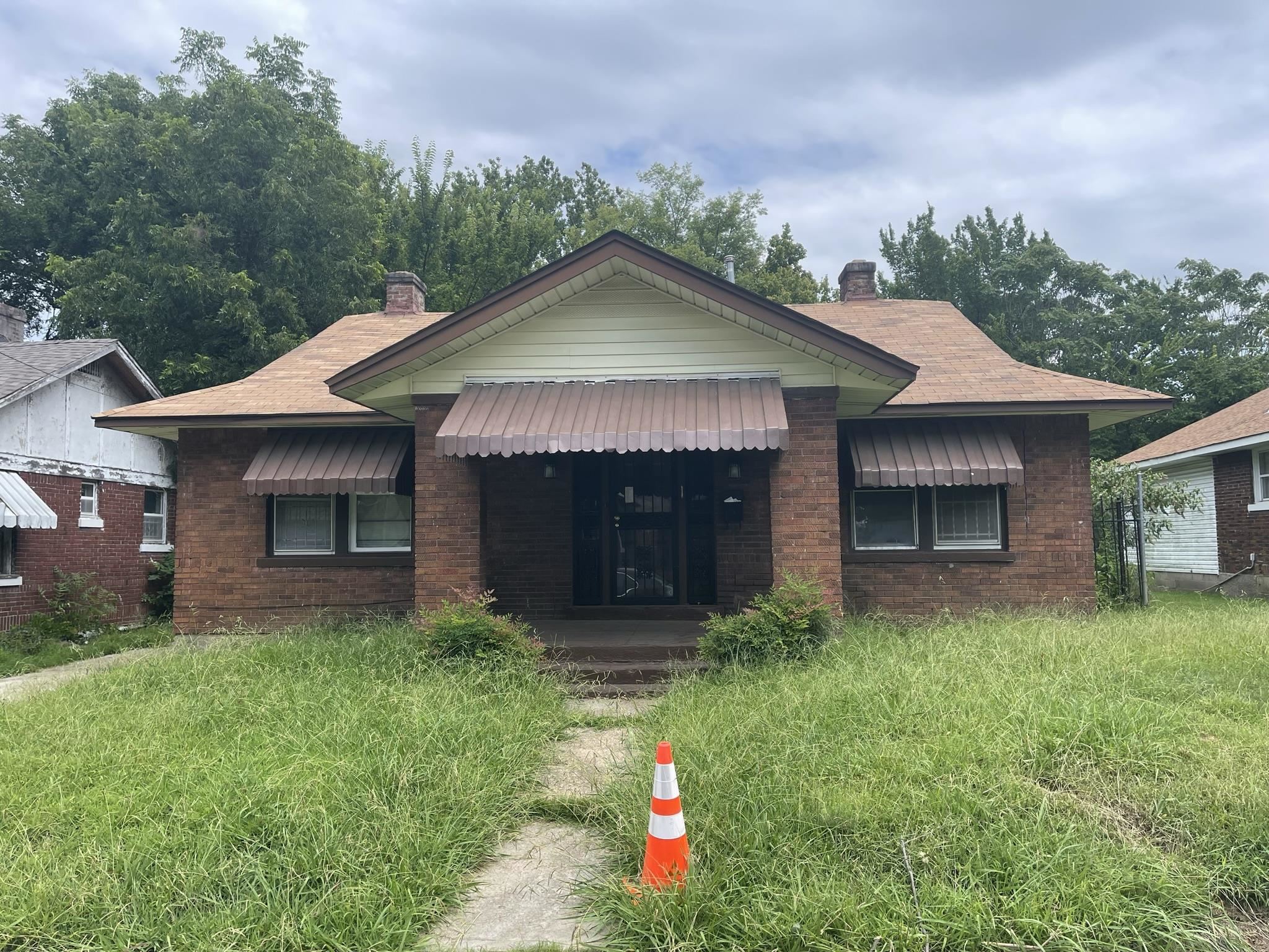 Cameron St, Memphis, TN 38106