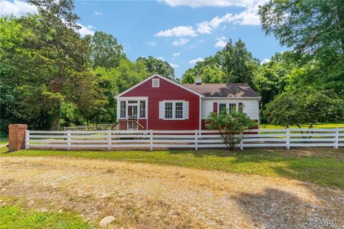6610 St George St, North Chesterfield, VA, 23237-1143 | Card Image