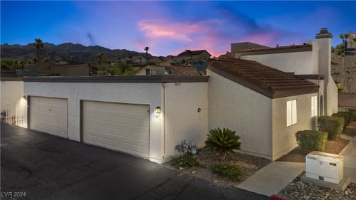 2124 Pebble Creek Lane, Laughlin, NV, 89029 | Card Image