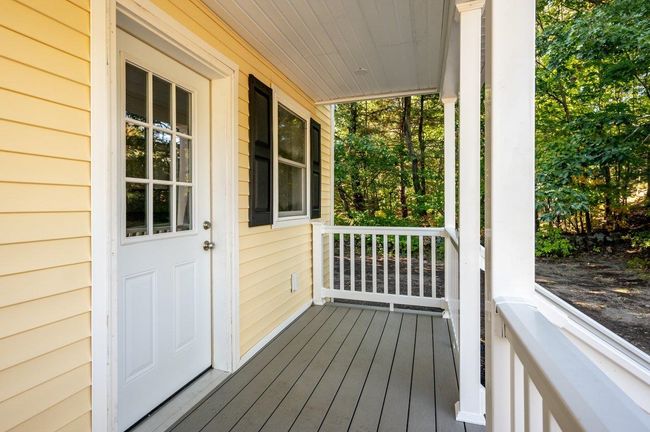 15 Lilac Lane, Condo with 2 bedrooms, 2 bathrooms and null parking in Kennebunk ME | Image 4