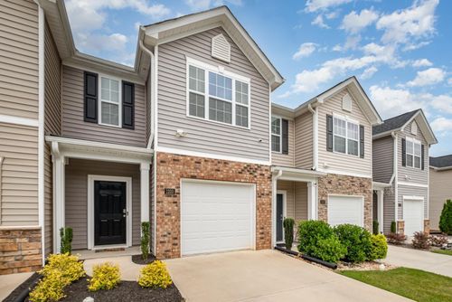 1233 Adrian Ct, Mebane, NC, 27302-0686 | Card Image