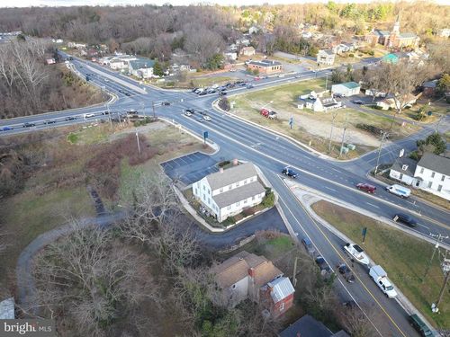 77 Cambridge St, Fredericksburg, VA, 22405-2312 | Card Image