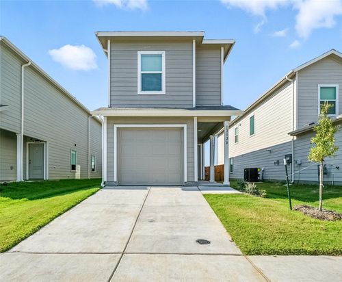 12120 Morgan Dr, Providence Village, TX, 76227-6162 | Card Image