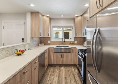 a-812 E Washington Ave, Escondido, CA, 92025 | Card Image