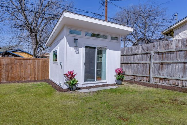 5400 Grover Ave, House other with 3 bedrooms, 2 bathrooms and 2 parking in Austin TX | Image 30