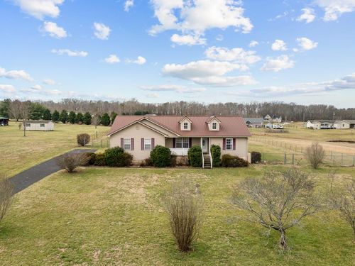 3076 Ryan Rd, Crossville, TN, 38571-6082 | Card Image