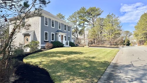 12 Wintergreen Rd, Mashpee, MA, 02649-3700 | Card Image