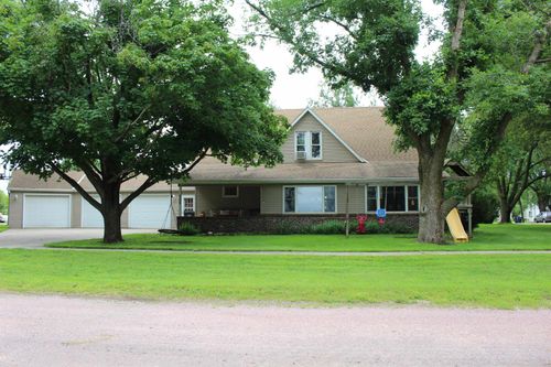 303 W 2nd St, Everly, IA, 51338-7712 | Card Image