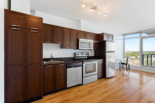 1310-3830 Brentwood Rd Nw, Calgary, AB, T2L2J9 | Card Image