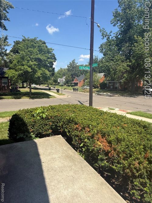 19515 Patton St, Detroit, MI, 48219-2040 | Card Image