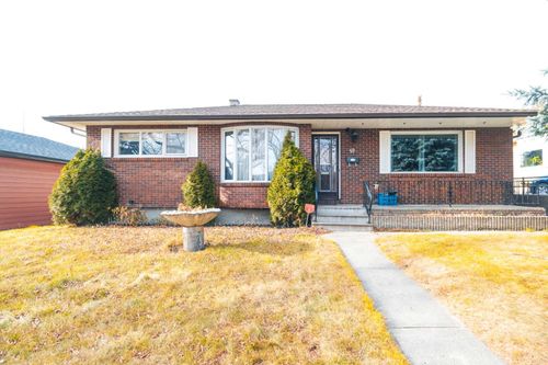 59 Rosewood Rd Nw, Calgary, AB, T2K1N3 | Card Image
