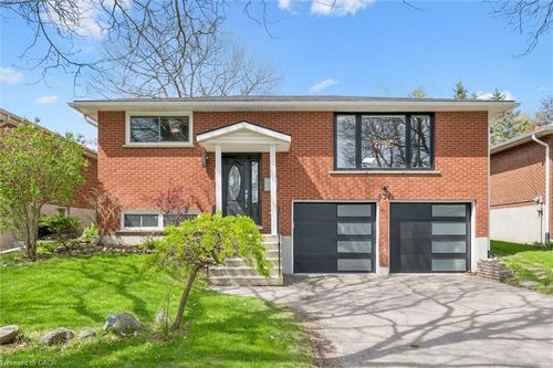 637 Cedargrove Pl, Waterloo, ON, N2L4Y8 | Card Image