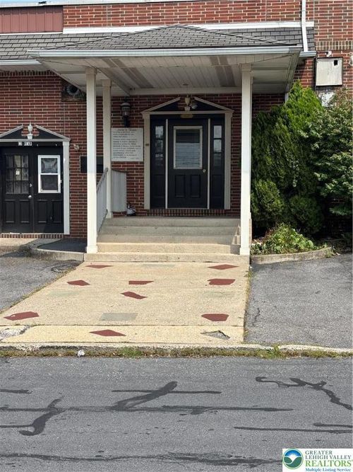 13-2031 Willow Park Rd, BETHLEHEM, PA, 18020-5645 | Card Image