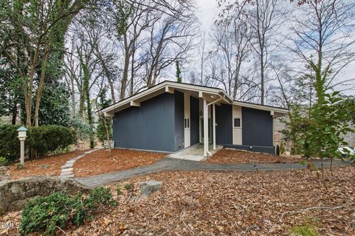 355 Tenney Cir, Chapel Hill, NC, 27514-7806 | Card Image