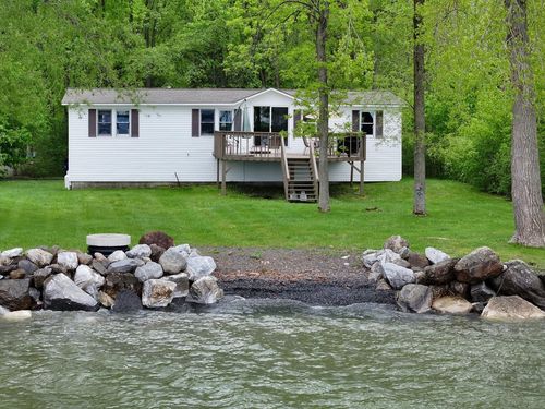 244 Tranquility Ln, Saint Albans, VT, 05478-3176 | Card Image