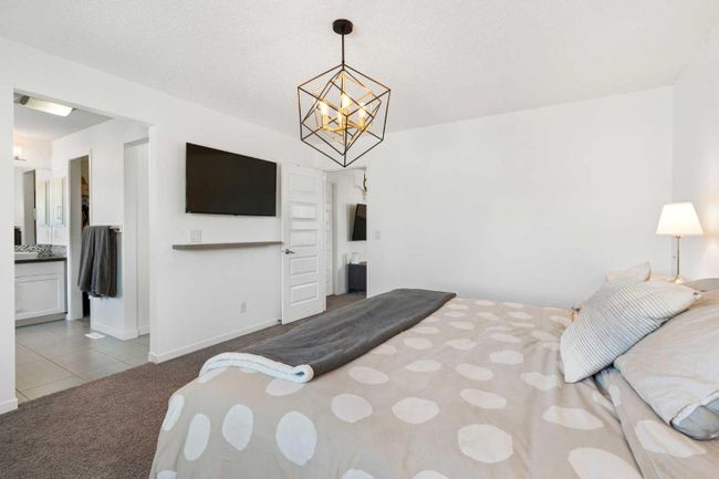 410 Cranford Drive Se, Home with 3 bedrooms, 2 bathrooms and 4 parking in Calgary AB | Image 28