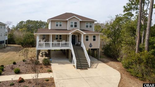 110 Ridge Ln, Kill Devil Hills, NC, 27948-8467 | Card Image