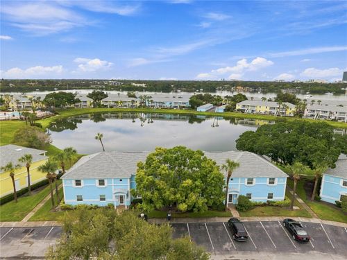 b-151 Seahorse Dr Se, ST PETERSBURG, FL, 33705 | Card Image