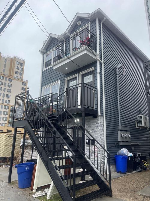 fl-2nd-157 Beach 25th St, Far Rockaway, NY, 11691-2203 | Card Image