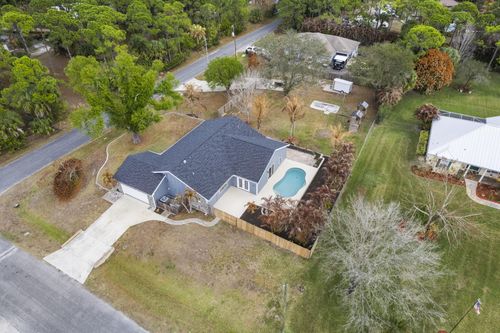 701 Bartow St, Fort Pierce, FL, 34982-3206 | Card Image