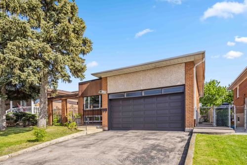 525 Woodbridge Ave, Woodbridge, ON, L4L2T6 | Card Image