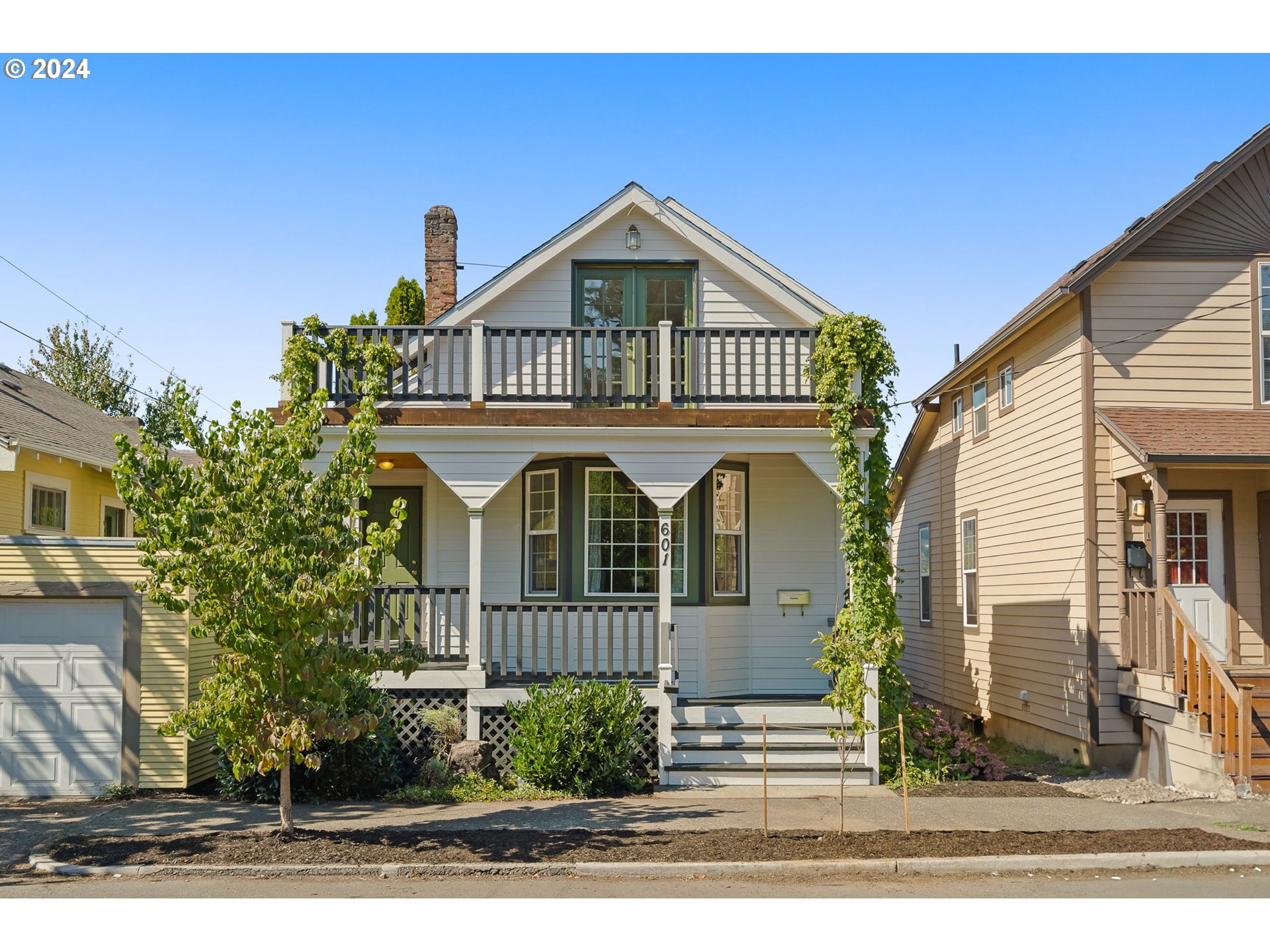 Jq Adams St, Oregon City, OR 97045