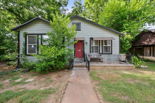 712 W Dye St, Palestine, TX, 75801-4239 | Card Image