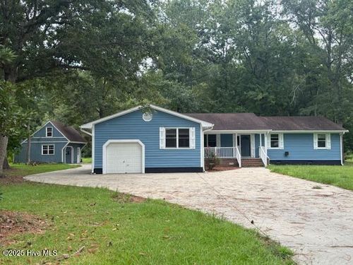 502 Stately Pines Rd, New Bern, NC, 28560-8456 | Card Image