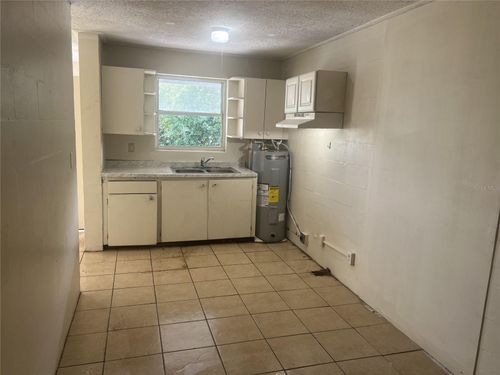 apt-3-543 Division St, Daytona Beach, FL, 32114-5255 | Card Image