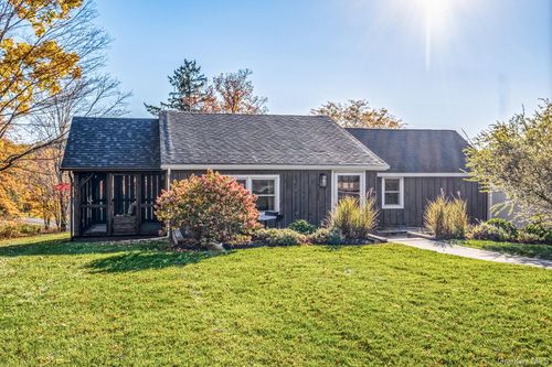 177 White Schoolhouse Rd, Rhinebeck, NY, 12572-2443 | Card Image