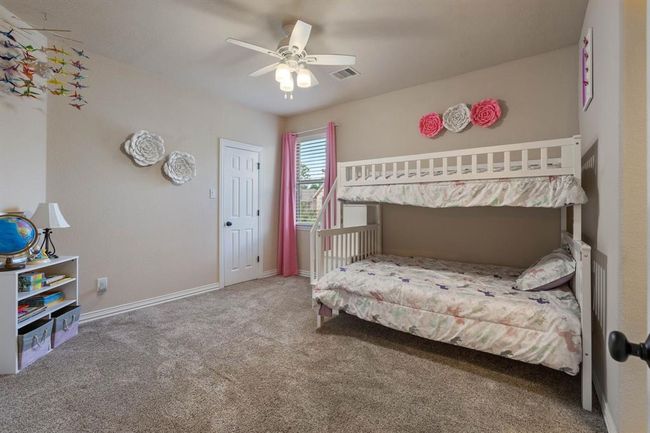 Bedroom 2 has a shared bathroom with bedroom 3. | Image 27