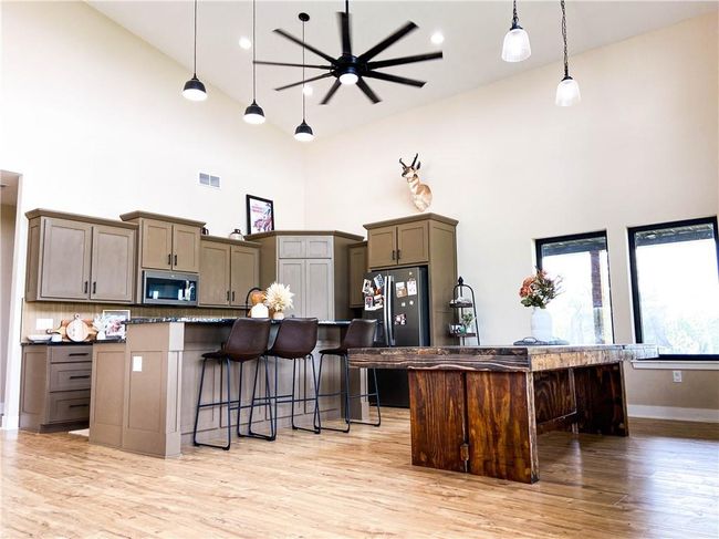 718 Sw 800 Th Rd, House other with 3 bedrooms, 2 bathrooms and null parking in Chilhowee MO | Image 17