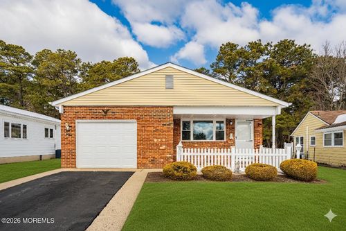 419 Costa Mesa Drive, Toms River, NJ, 08757 | Card Image