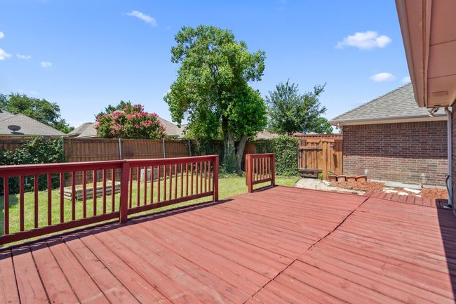 710 Cimarron Trl, House other with 3 bedrooms, 2 bathrooms and null parking in Irving TX | Image 26