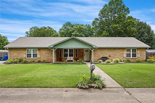 19 Fair Oaks Dr, Conway, AR, 72034-2953 | Card Image