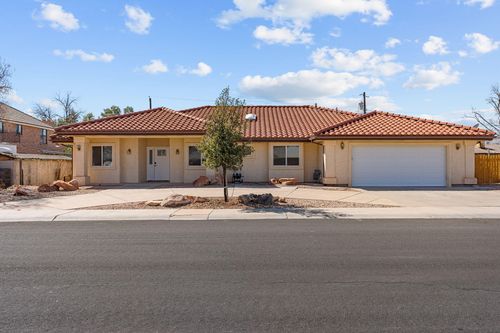 2605 Scenic Dr, Santa Clara, UT, 84765-5223 | Card Image